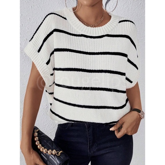 Black Stripes on White Knit Muscle Tee Sweater Sleeveless Vest - Picture 6 of 8